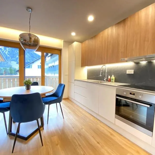 Lux Apartment Ski&Golf，位于克拉尼斯卡戈拉的酒店