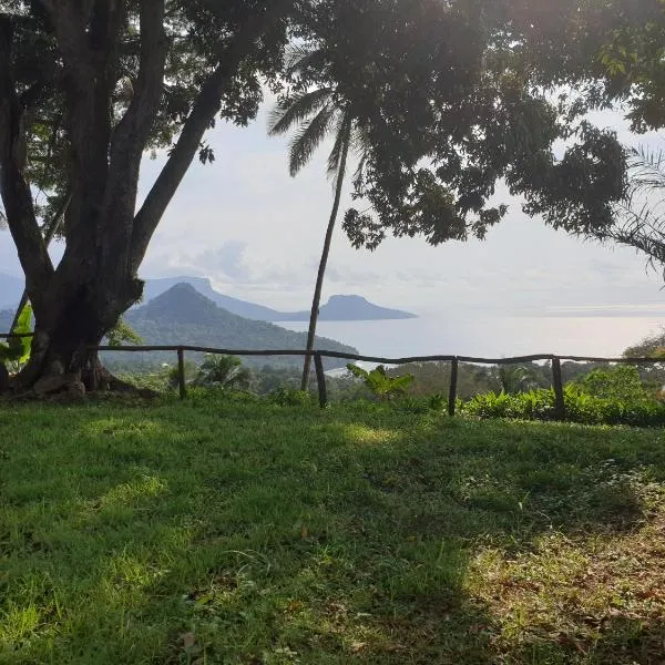 World's View Wild Camping Salaszoi, Principe Island，位于Abade的酒店