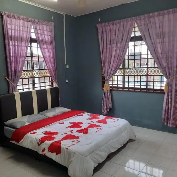 Jerai Geopark Cottage 3 bedrooms -Pulau Bunting，位于Kampong Kelewang Jatoh的酒店