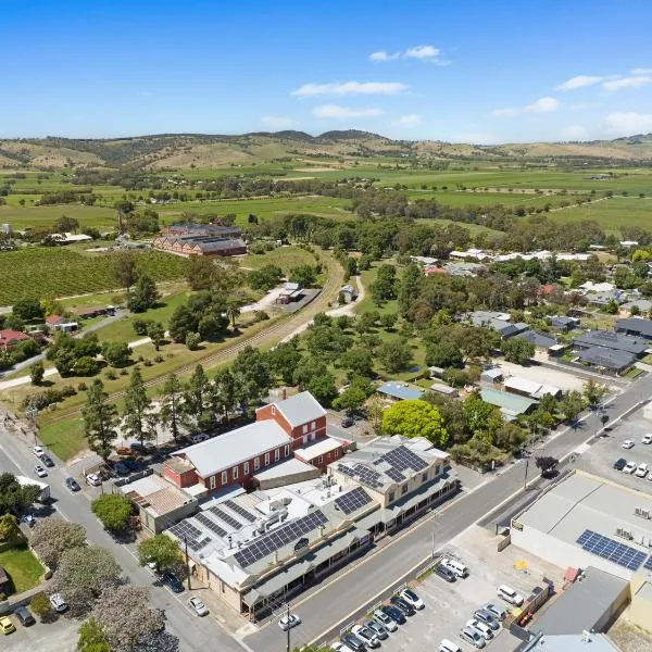 The Tanunda Club Guest Suites，位于罗兰低地的酒店