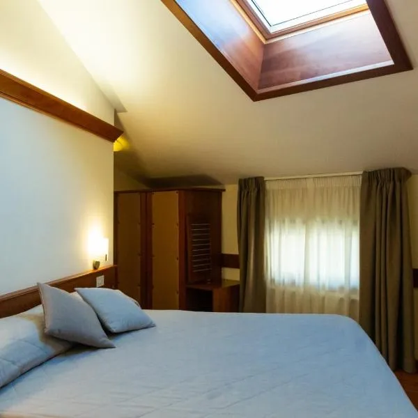 杜卡阿布鲁齐酒店，位于佩斯卡塞罗利的酒店