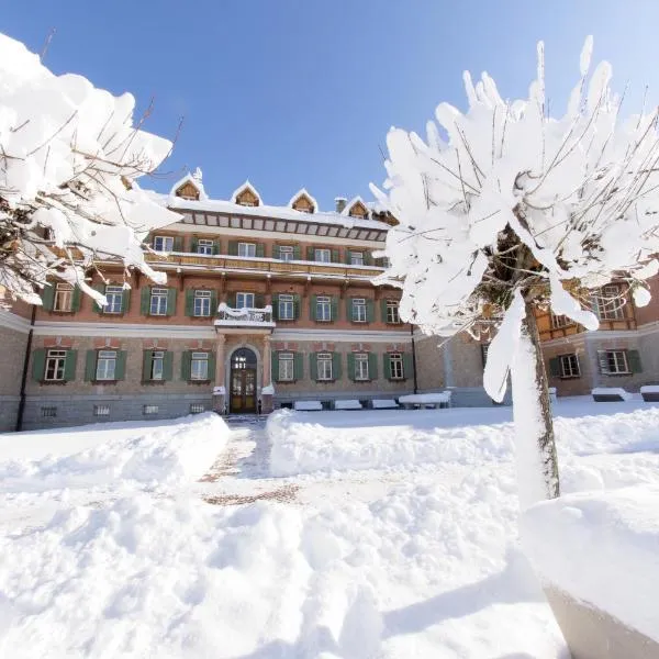 Guesthouse - Cultural Center Gustav Mahler，位于多比亚科的酒店