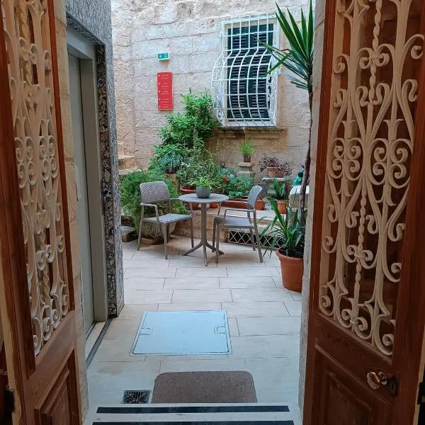 Palazzino Nina Boutique Hotel，位于Qormi的酒店