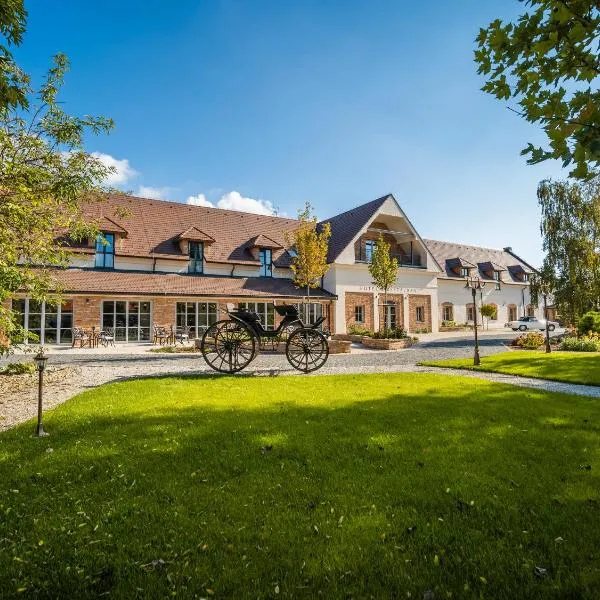 Arkady Hof Hotel，位于斯图帕瓦的酒店