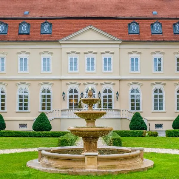 拉康特萨城堡酒店，位于Bekölce的酒店