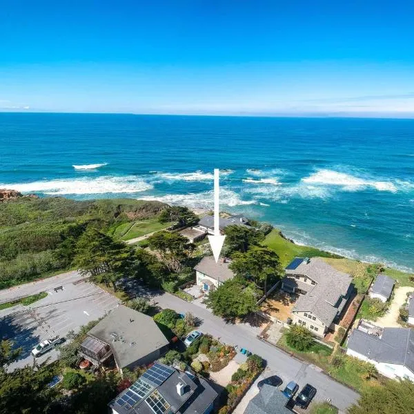 Oceanfront Home Retreat w Breathtaking Views of Fitzgerald Marine Reserve，位于Moss Beach的酒店