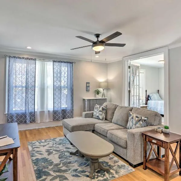 2nd-Floor Dillon Apt - Near University and Fishing!，位于狄龙的酒店