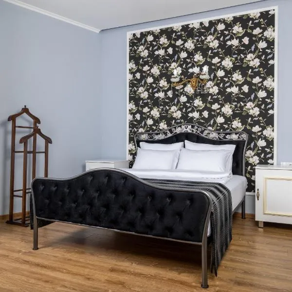 Rose Hotel Vake，位于第比利斯的酒店