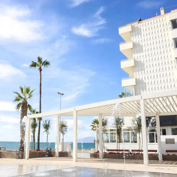 Fay Victoria Beach，位于Olías的酒店