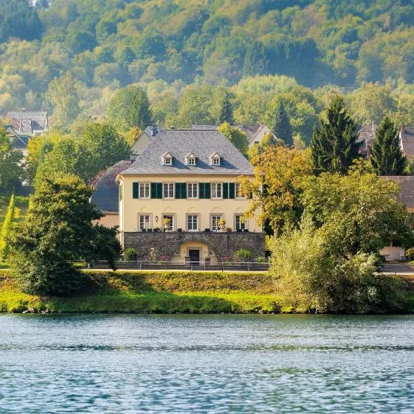 Wein- und Landhaus S A Prüm，位于Bausendorf的酒店