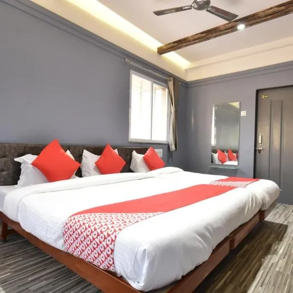 Hotel Ashirwad, Solapur，位于索拉普的酒店