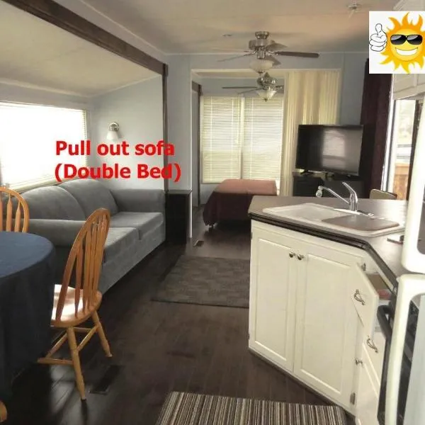 Boardwalk RV Rental Site #19，位于卡文迪西的酒店