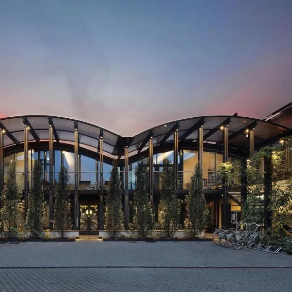 VERSOVERDE HOTEL Alzaia Naviglio Grande，位于米兰的酒店