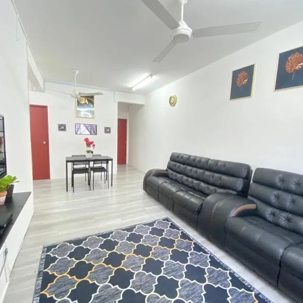 Homestay Kuala Terengganu Affan01 Dekat Pantai Batu Buruk，位于马兰的酒店