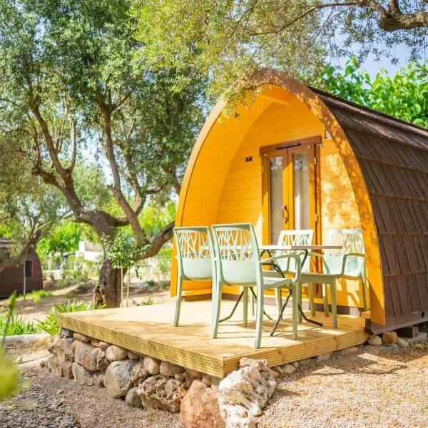 Camping Cambrils Caban，位于坎布里尔斯的酒店