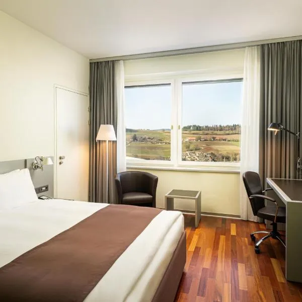 伯尔尼韦斯特赛德假日酒店，位于伯尔尼的酒店