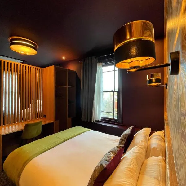 Lough Rooms at The Artisan，位于Ballywalter的酒店