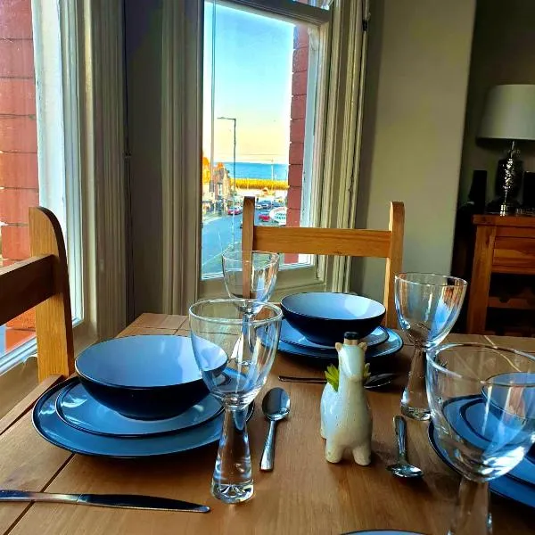 Harbour View Apartment，位于Llandrillo-yn-Rhôs的酒店