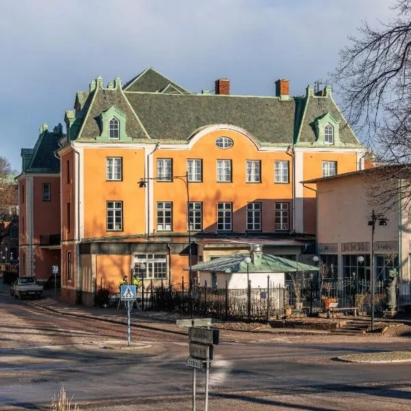 Skara Stadshotell，位于Lundsbrunn的酒店