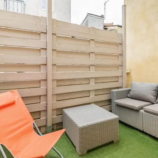 Duplex-terrasse-parking-climatisation，位于波尔多的酒店