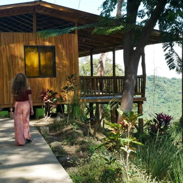 Finca Colibri écolodges en nature Costa Rica，位于Cabo Blanco的酒店