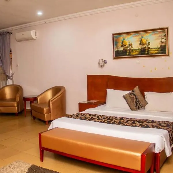 Conference Hotel & Suites Ijebu，位于Ijebu Ode的酒店