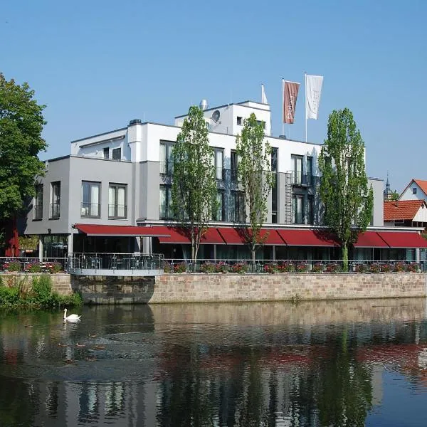 Hotel Eberhards am Wasser，位于Löchgau的酒店