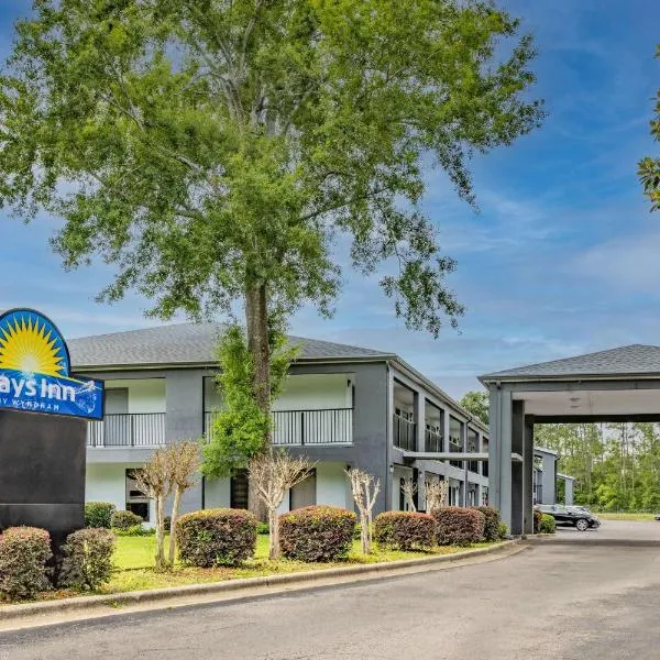 Days Inn by Wyndham Pensacola I-10，位于彭萨科拉的酒店