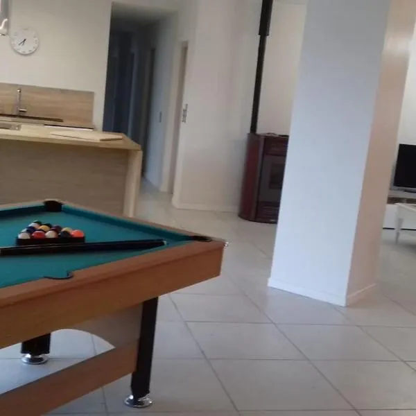 Villa au sein d'un élevage de Chevaux，位于Brucquedal的酒店