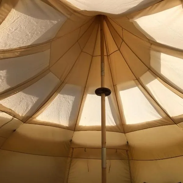 Stargazer Tent met sterrenuitzicht，位于卡兰茨奥赫的酒店
