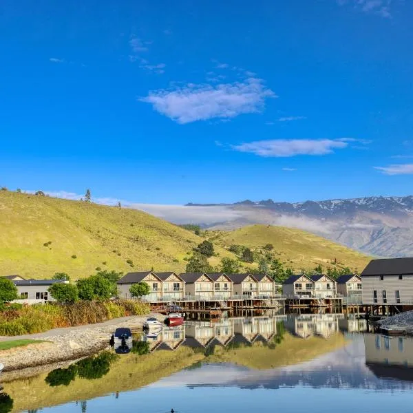 Marsden Lake Resort Central Otago，位于克伦威尔的酒店