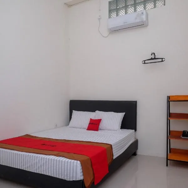RedDoorz near Alun Alun Magelang 2，位于马格朗的酒店