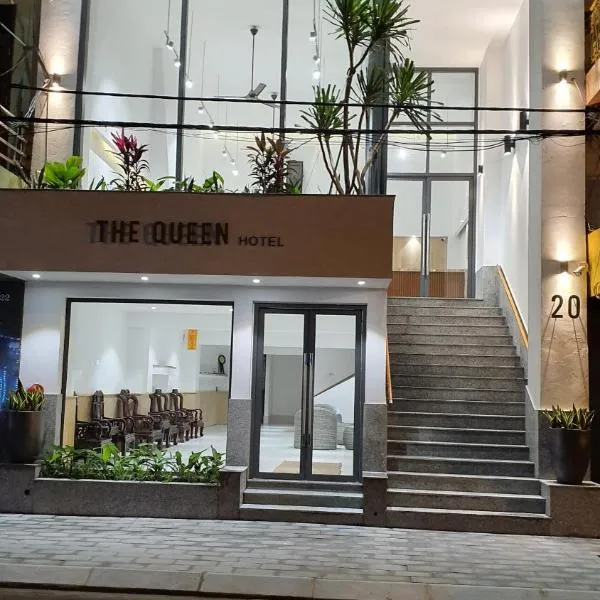 The Queen Hotel Ninh Binh，位于宁平的酒店