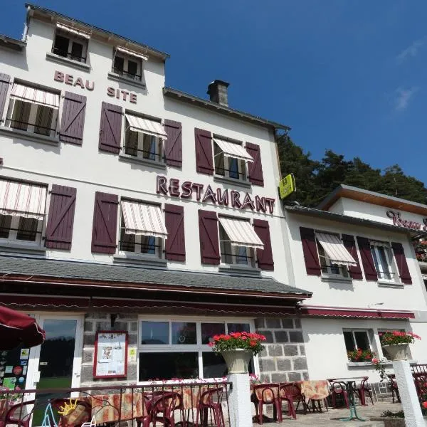 Logis Hôtel Le Beau Site，位于Le Vernet-Sainte-Marguerite的酒店