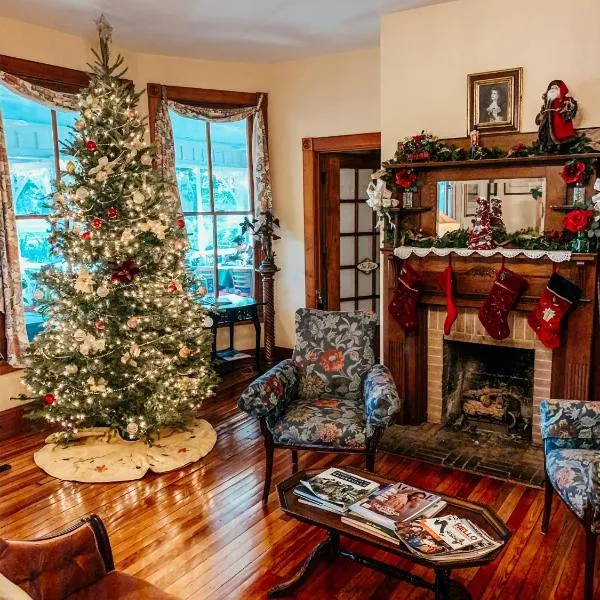 Sweetwater Branch Inn，位于盖恩斯维尔的酒店