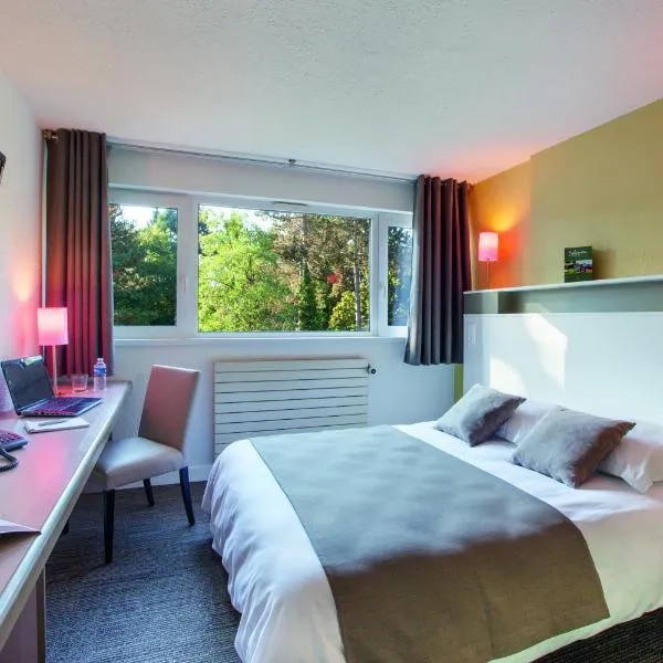 贝拉姆布拉乐诺尔蒙特度假酒店，位于Sermaise的酒店