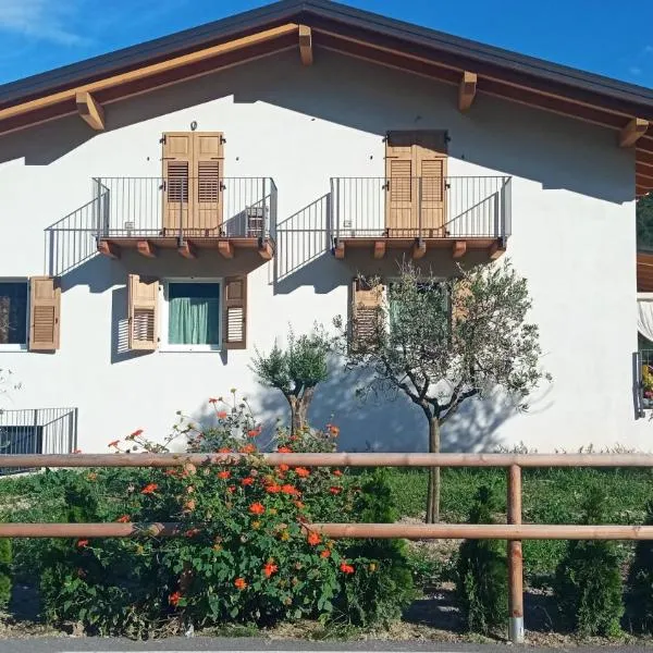 Serendipity House Valle dei Laghi，位于Sarche di Calavino的酒店