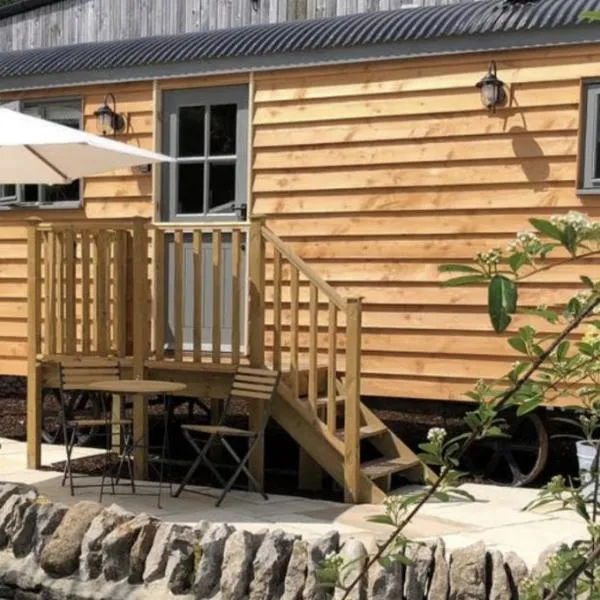 Digby's Hut，位于Foolow的酒店