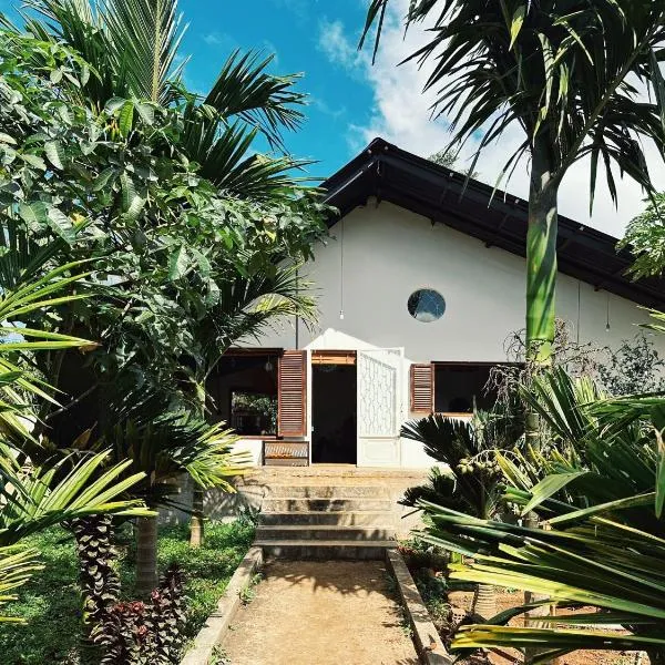 An Nhiên Farmstay & Resort,位于波来古市的酒店