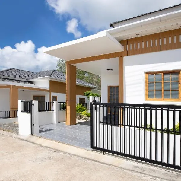 Villa Sunrise Garden B191，位于他朗的酒店