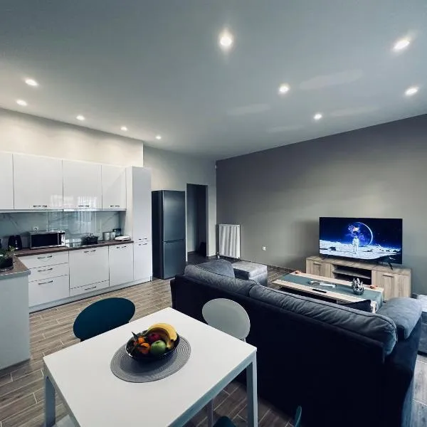 Hodos Luxury APT near ATH-Airport，位于马科普隆的酒店