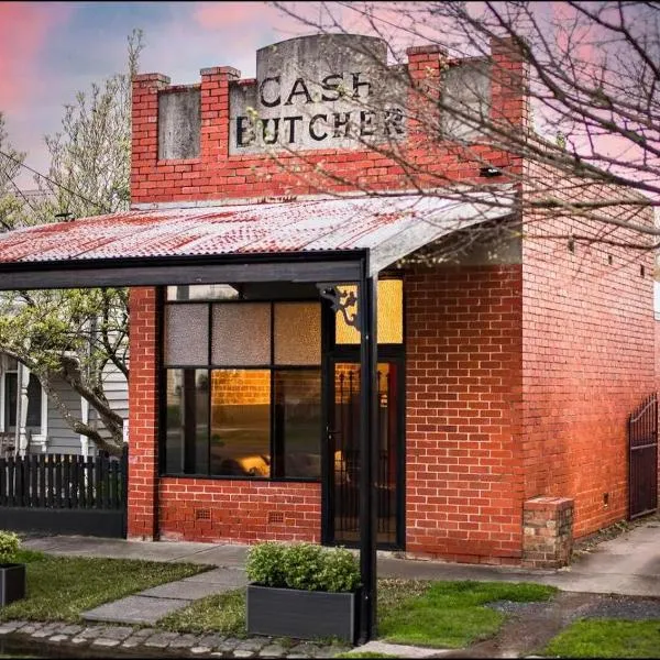 The Cash Butcher - Classy & Centrally Located，位于巴拉腊特的酒店