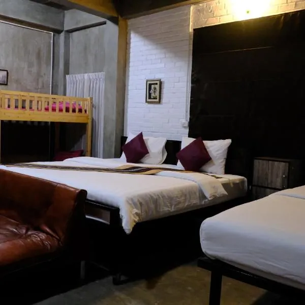 BAAN9NAN Home Lodge，位于Ban Muang Mai的酒店