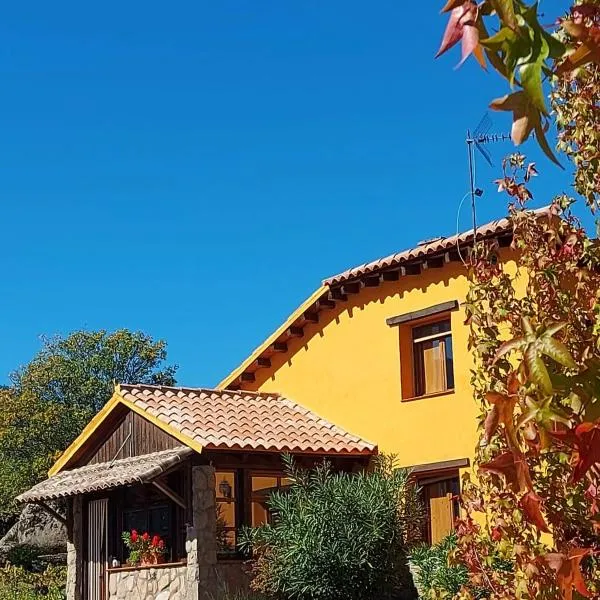 Casa Rural Naranja，位于Pelayos de la Presa的酒店