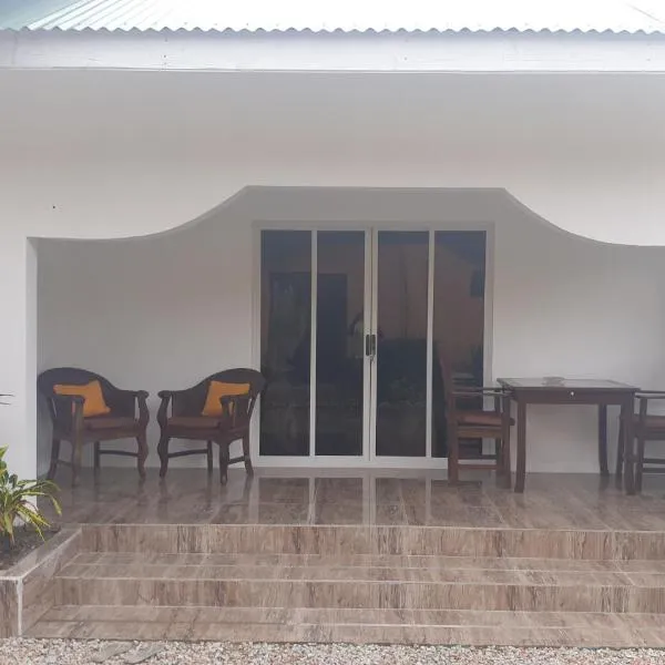Kai Selfcatering Apartment，位于拉迪格岛的酒店