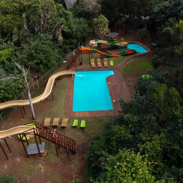 Mtunzini Forest Lodge Self Catering Resort，位于姆通济尼的酒店