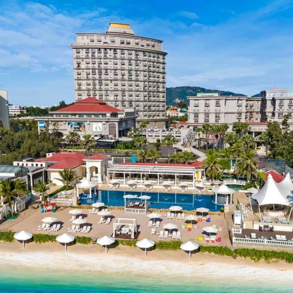 The IMPERIAL Vung Tau Hotel，位于Ấp Long Kiên I的酒店