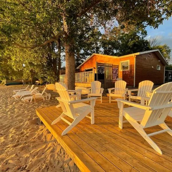 The Finch Beach Resort，位于Nipissing Beach的酒店
