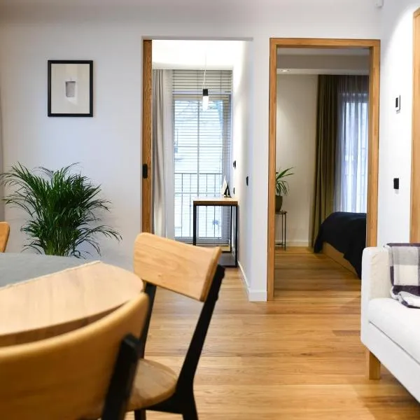 Karoso rezidencija free parking self check-in，位于克莱佩达的酒店