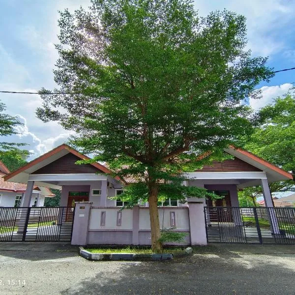 Seri Guesthouse Dungun，位于Kampong Sura Masjid的酒店